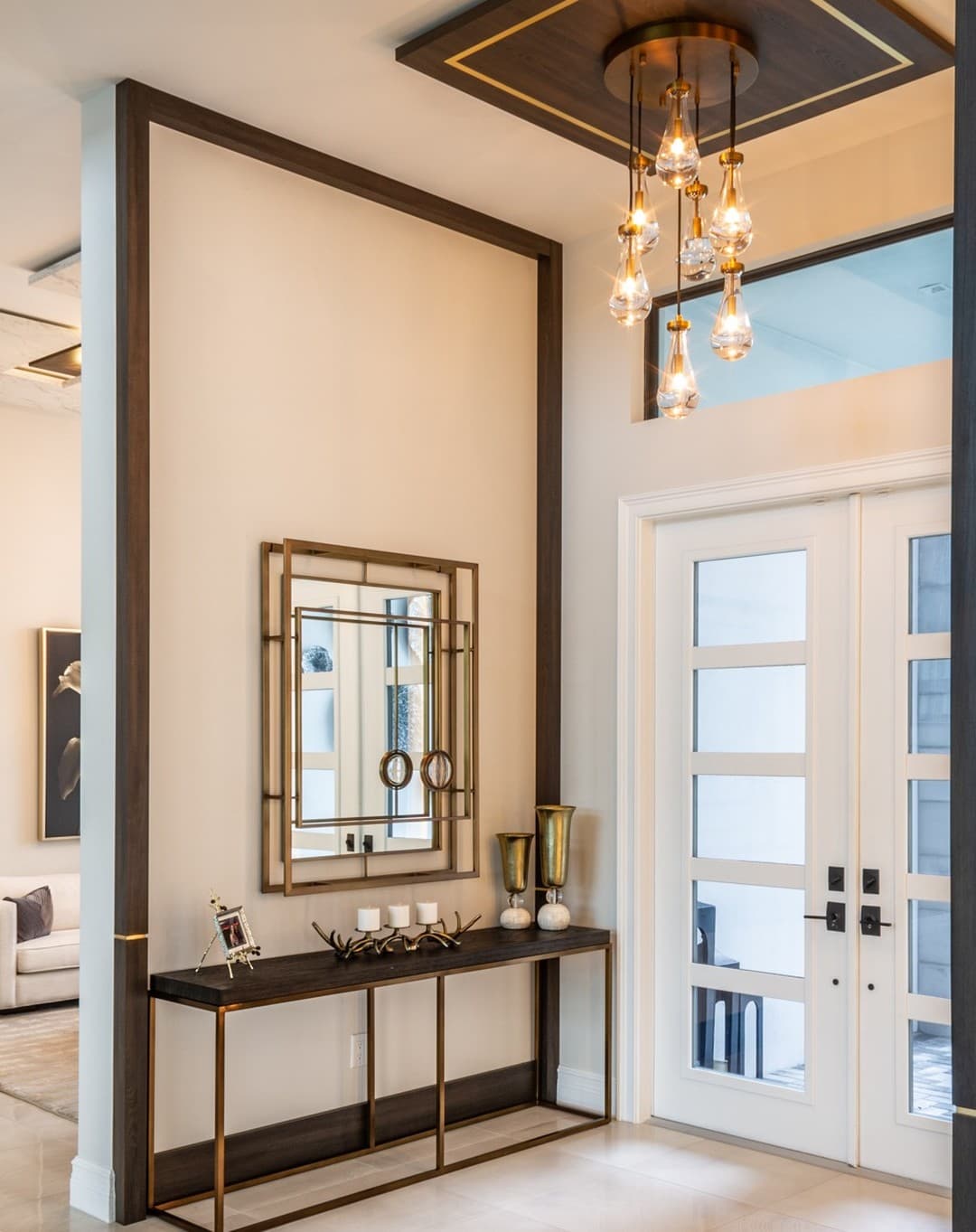 Entryway Feature Unit